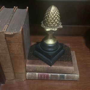 Acorn obelisk Accent Decor, book end or decor on top of a book.